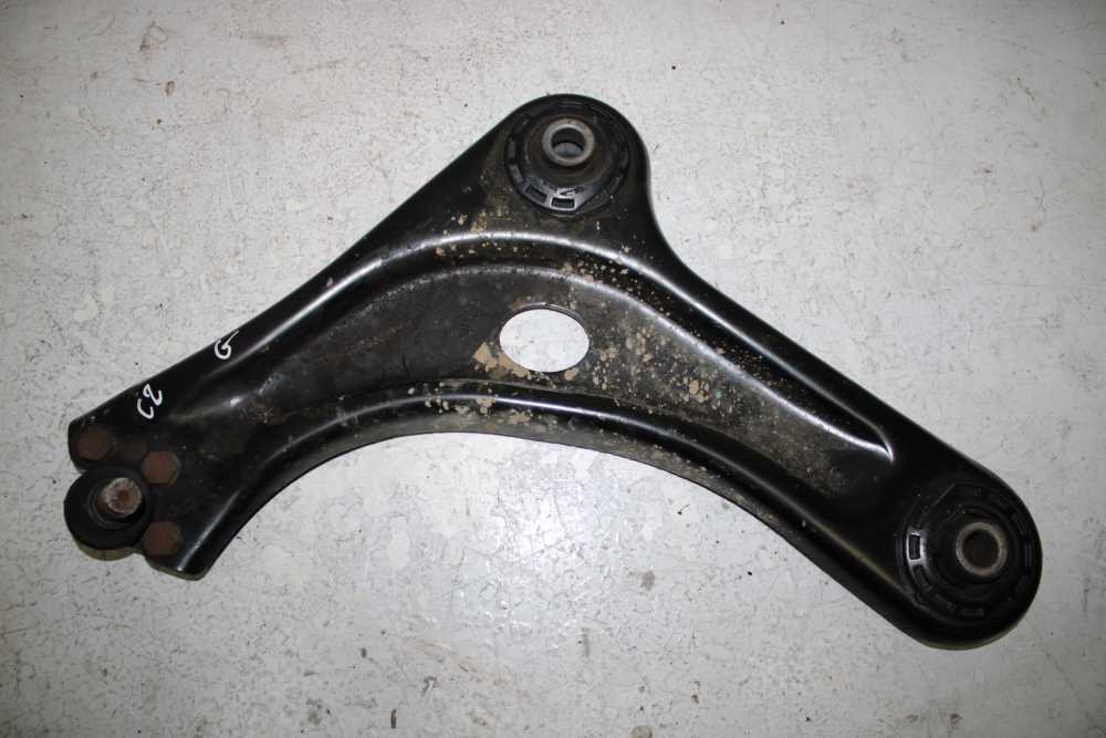 TRIANGLE AVANT GAUCHE CITROEN / PEUGEOT - Vue 1